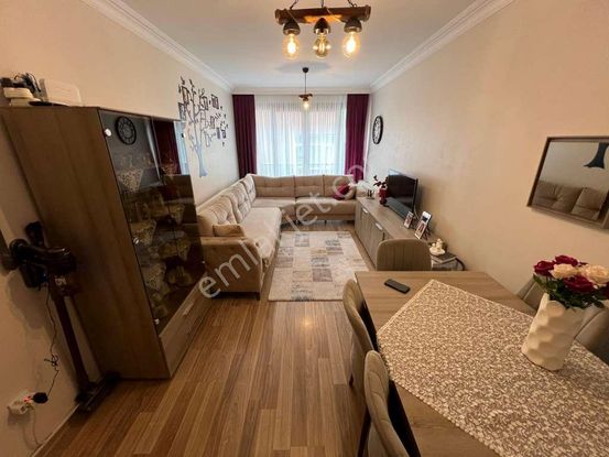 Bağlarbaşın'da Genç Binada Minibüse 2.bina Ayrı M. 2+1