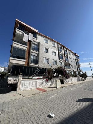 Efeler Mahallesinde Ön Cephe Full Eşyal 1+1 Daire