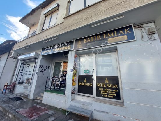 Söke Merkez'de Satılık 3 Dükkan Tek Tapu