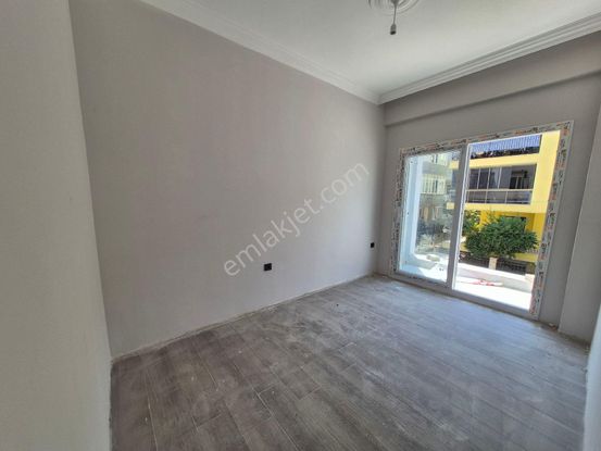 Kusadasi Hacifeyzullah Mahallesinde 2+1