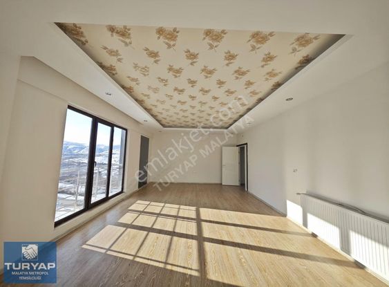 Turyap Metropol'den Babür Sitesinde Satılık 3+1 Daire