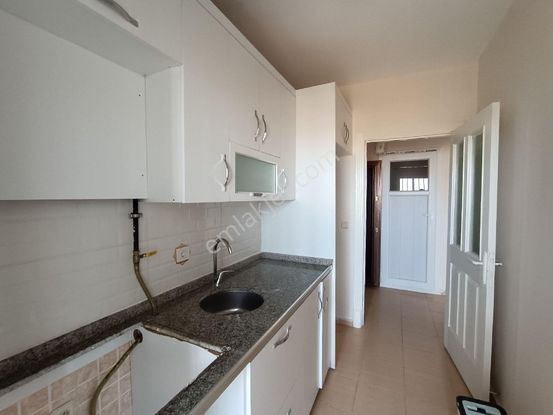 Üçkuyular Tokilerde Kiralik 2+1