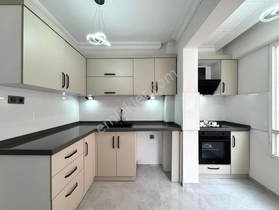 🏡 Referans'tan Akçay'da Ara Kat Full Yapılı 2+1 Daire