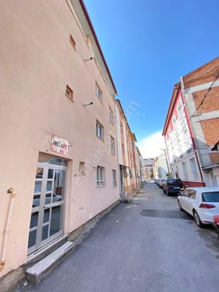 Mevlana Mahallesinde 1+1 Eşyalı Daire