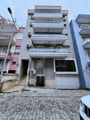 Karşıyaka Nergiz 2+1 Bakımlı Satılık Daire