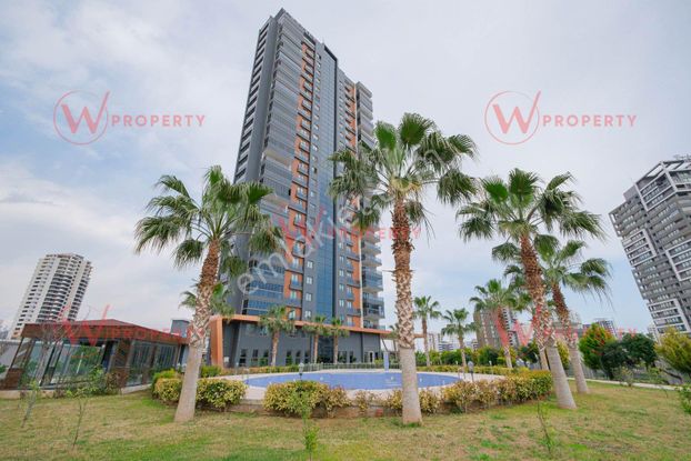 W Property Gravity'de Deniz Manzaralı Katta Tek 4+1