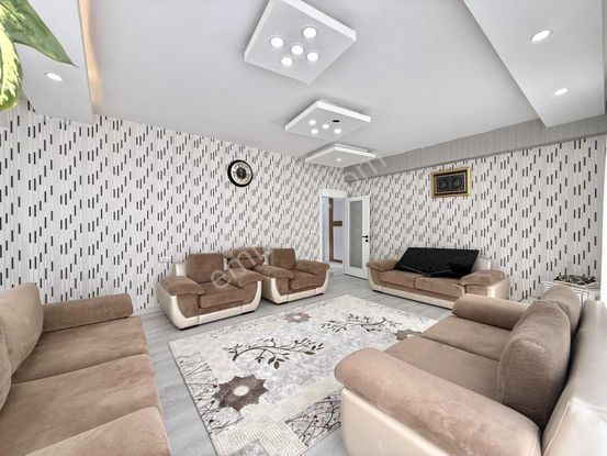 Üçkuyularda 3+1 Full Bakımlı Arakat Acil Satılık Daire !!!