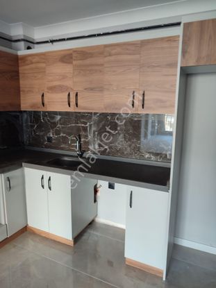 Bandırma 17 Eylül Mahallesi 2+0 Sıfır Ara Kat Satılık Daire