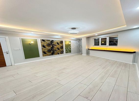 Sima Yapı'dan Caddeye 4 Dk 2+1 Bahçe Kullanımlı Fırsat Daire!