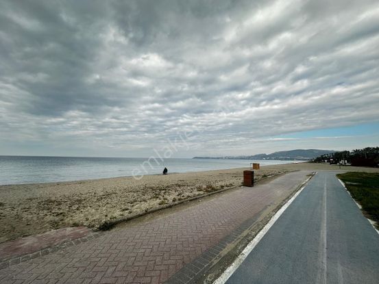 Kuşadası Karaova Denize 150 Mt Mesafede