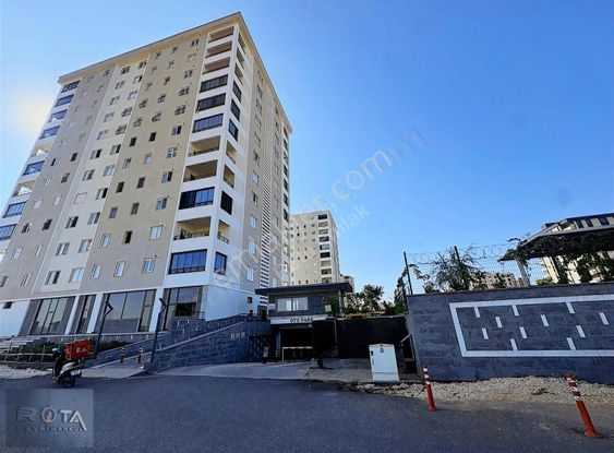 Rota Emlaktan Emsalsiz 2+1 (batıkent Mahalesinde)