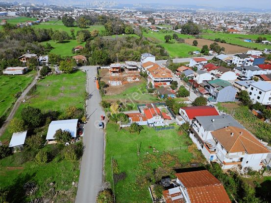 Kartepe'de 1000 M2 İmarlı Arsa + 2 Adet Müstakil Ev