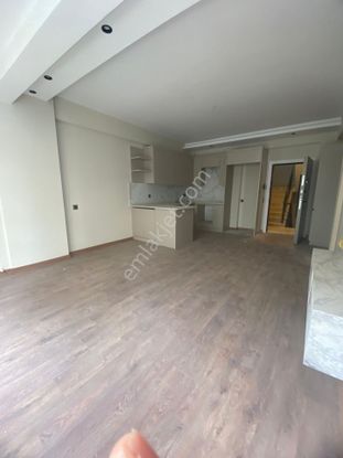 Erdemli Merkezde Kiralık 1+1 Daire