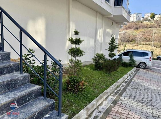 Asuman Mütevellioğlu'ndan Aykar Plus'da Kiralık Manzaralı 1+1