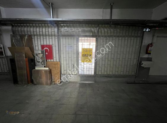 Gök Oryap'tan Kiralık Emintaş İhsan Binatlı'da 1. Kat İş Yeri!
