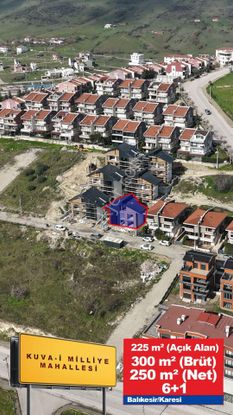 Re/max Mid'de Satılık Kuvayi Milliye'de Lüks Villa