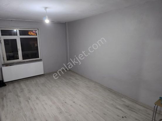 Arı Emlaktan 2+1 85m2 Daire
