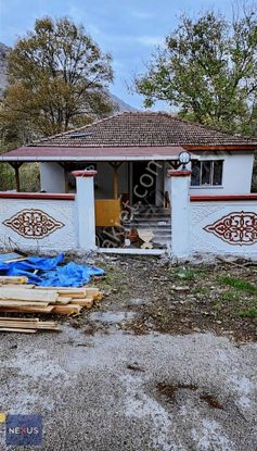 Bolu Mudurnuda Özel Restore Edilmiş Satılık Bodrumlu Müstakil Ev