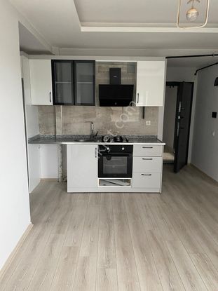 Sahibinden Sahibinden Havuzlu Doğalgazlı 2+1 2.kat Köşe Daire