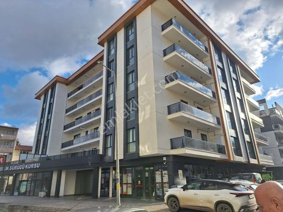 Esen'den Konakta Arakat Kiralık Yeni Daire