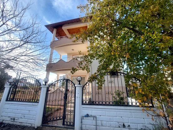 Dalaman Altıntas Mah Müstakil Tribleks Satılık 5+1 Villa