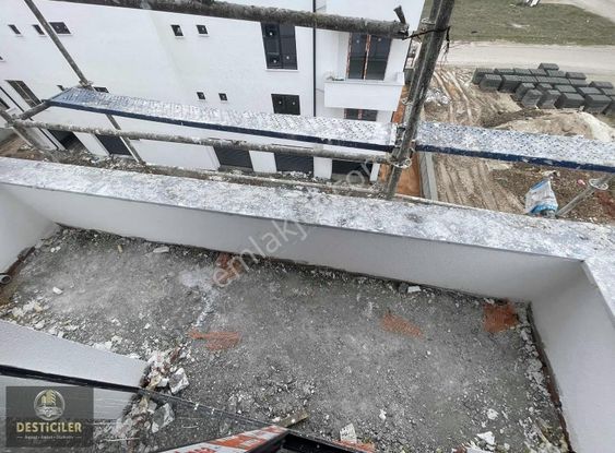 Eı- 71 Evler Mahallesi Satılık Site İçi Özel Garajlı Daire