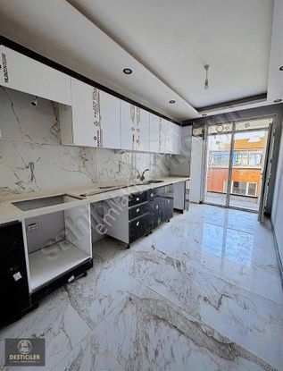 Ad-desticiler Şarhöyük Mahallesi 3+1 Ebeveyn Banyo Geniş