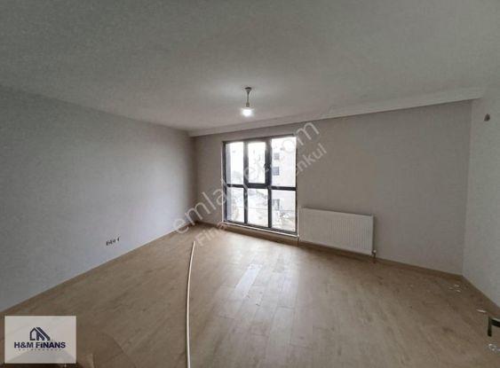 Sultanbeyli Mimar Sinan Mahallesi Satılık 3+1 Üst Dubleks Daire