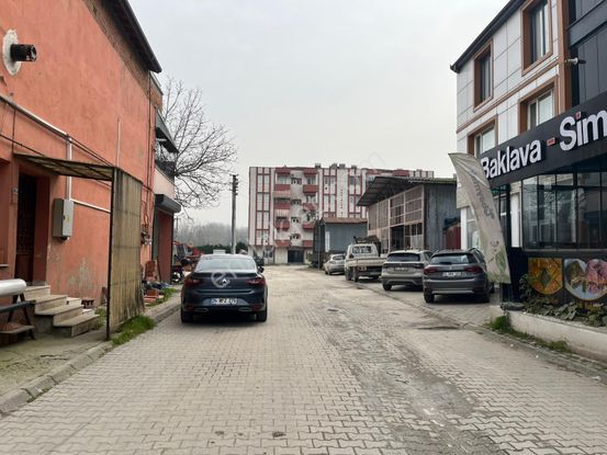 Remax Mavi'den Arifiye Merkezde Satılık 3+1 Daire