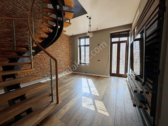 Akaretler Sıraevler Geniş Teraslı 1.5+1 Daire