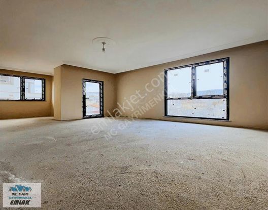 Trabzon Caddesi Dibinde Ulaşımı Kolay Fırsat 2+1 Ara Kat !!!!!