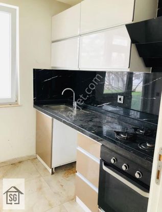 Göksu Mah.site İçerisinde Yüzme Havuzlu Giriş Kat