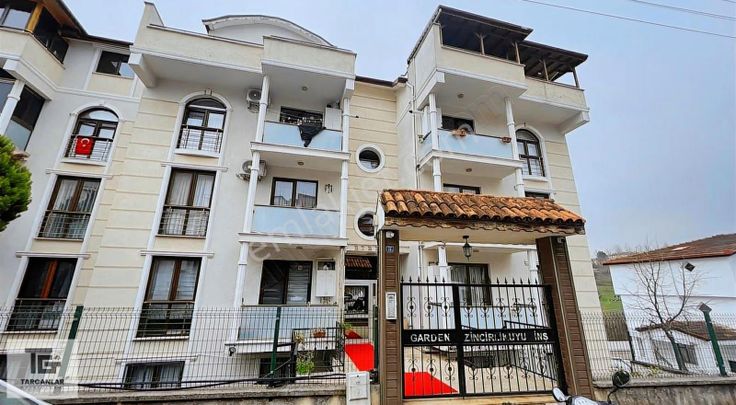 Başiskele Barbaros Mah. Site İçersinide 4+1 Ç.d Satılık Daire