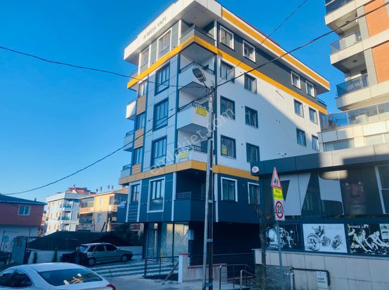 Mimarsinan Mah.kiralık 2+1 Cadde Üzerinde Arakat Daire