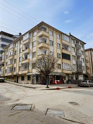 Ata Emlaktan Köşe Başı 3+1