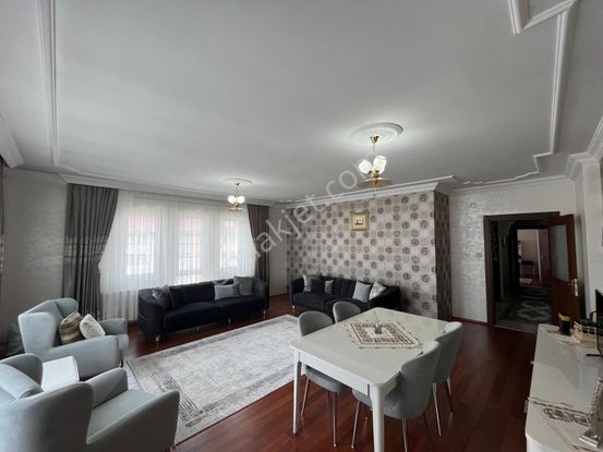 Van'ın Merkezinde Satılık Site İçi 3+1 Daire!