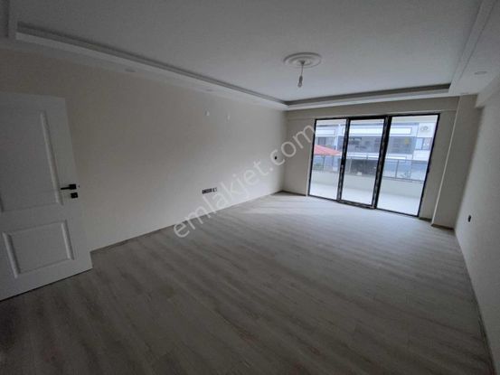 Şahinoğlu Emlakdan Tuna Mercan Sitesinde 3+1 Kiralık Daire