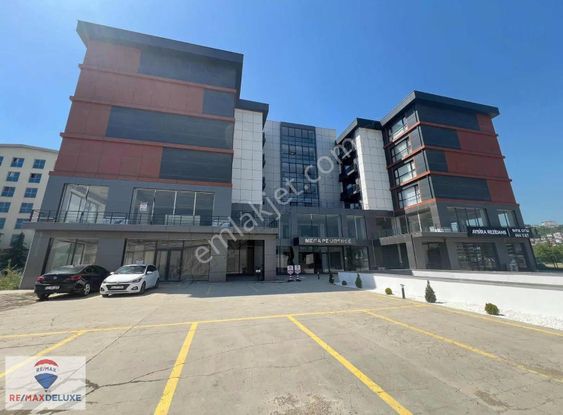 İzmit Mega Residence Satılık Eşyalı 1+1 Arakat