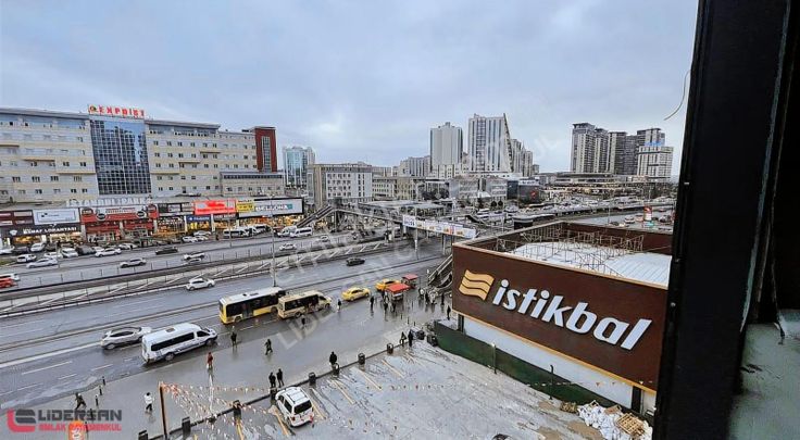 Kiralık E5 Karayolu Cepheli 120 M² Ofis Alanı