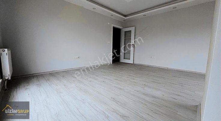 Sultanbeyli Adil Mahallesi 3+1 Satılık Daire Ebeveyn Banyolu