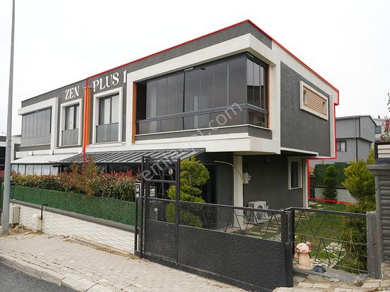 C21 Cius; Umurbey'de Bahçeli Dubleks Villa