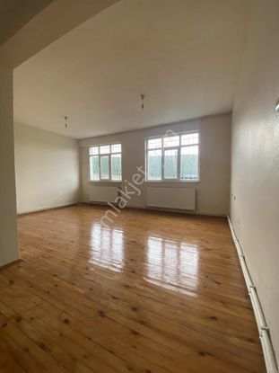 Müstakil Bahçeli 3+1 Giriş Kat Kiralık Daire