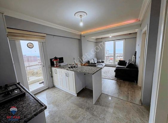 Celal Dinlenmez'den 1+1 Eşyalı Deniz Manzaralı