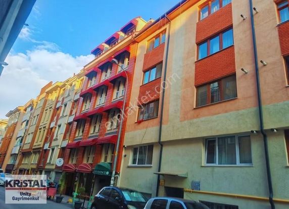 Kr Unıty'den Yenibağlar'da Eşyalı Kiralık 3+1 Daire