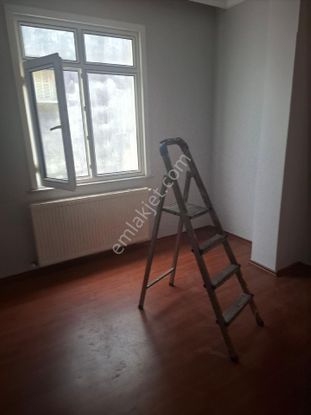 Pendik Esenyalıda 2+1