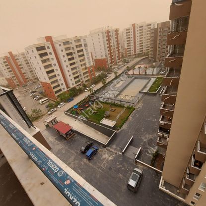 Florya Cennet'te Havuz Manzaralı 3+1 Kiralık Daire