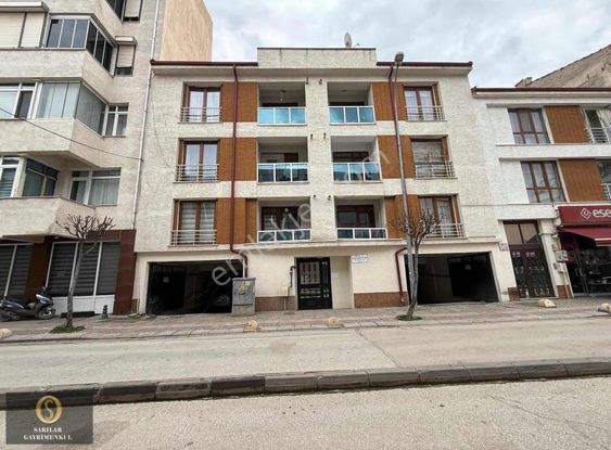 Sarılar Gm'den Espark Yakını Arakat Kiralık Daire