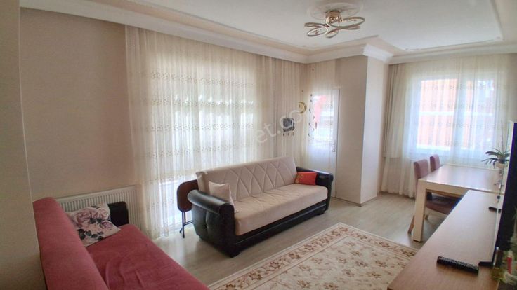 Mertcan'dan Metro 4dk Hastane 5dk Balkonlu Ara Kat 2+1 Daire