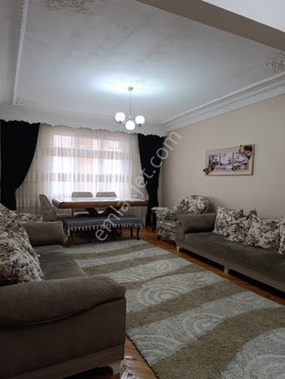 Güngören Merkez Mahallesinde Krediye Uygun Satılık Daire
