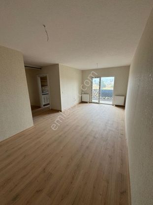 Bakyapı Yeni Hayat Sitesi Satılık 3+1 Köşe Tip Daire